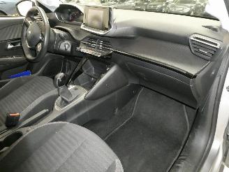 Peugeot 208 II ACTIVE picture 11