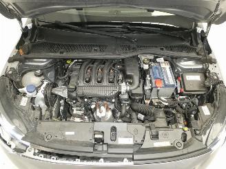 Peugeot 208 II ACTIVE picture 23