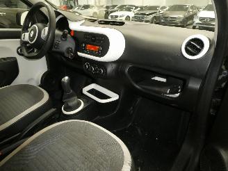 Renault Twingo III NIGHT & D picture 11