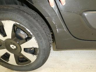 Renault Twingo III NIGHT & D picture 8