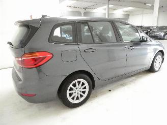 BMW 2-serie 1.5D  216D picture 9