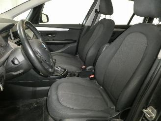 BMW 2-serie 1.5D  216D picture 17
