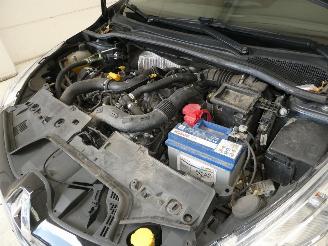 Renault Clio IV GRANDTOUR picture 18