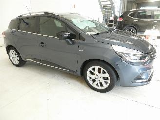Renault Clio IV GRANDTOUR picture 9