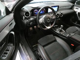 Mercedes Cla-klasse 180 picture 13