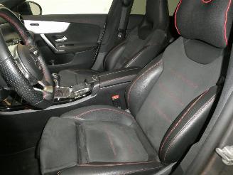 Mercedes Cla-klasse 180 picture 14