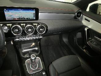 Mercedes Cla-klasse 180 picture 11