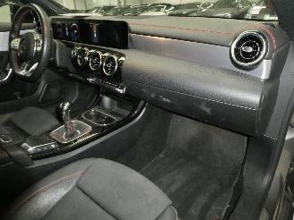 Mercedes Cla-klasse 180 picture 10