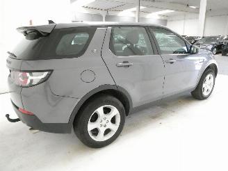 Land Rover Discovery Sport 2.0D  4X4 picture 11
