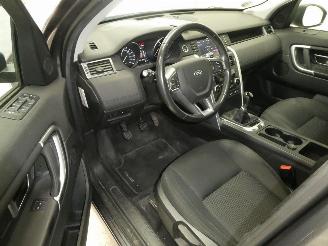 Land Rover Discovery Sport 2.0D  4X4 picture 16