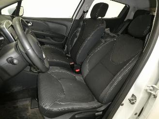Renault Clio CORPORATE EDITI picture 18