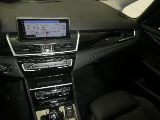 BMW 2-serie 216I picture 10
