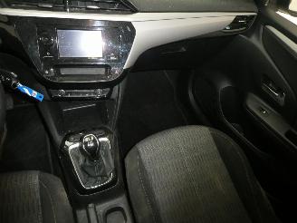 Opel Corsa F picture 13