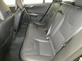 Volvo V-60 2.0 D2 KINETIC picture 18