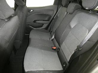 Renault Clio  picture 13