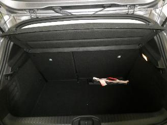 Renault Clio  picture 14