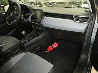 Renault Clio  picture 8
