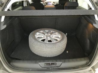 Peugeot 308 II STYLE picture 18