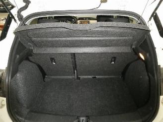 Nissan Micra 1.0L IG picture 16