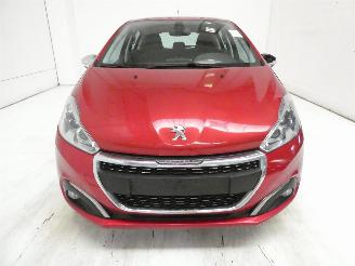 Peugeot 208 ALLURE picture 2
