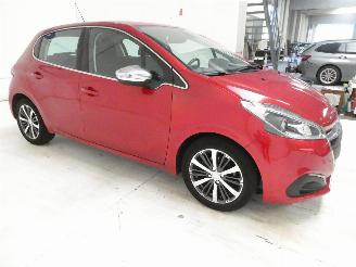 Peugeot 208 ALLURE picture 12