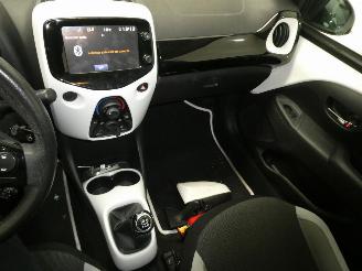 Toyota Aygo X-PLAY picture 12
