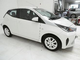 Toyota Aygo X-PLAY picture 10