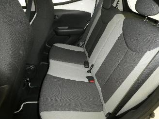 Toyota Aygo X-PLAY picture 16