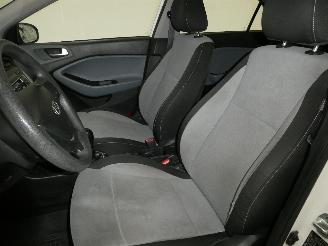 Hyundai I-20 COOL picture 15