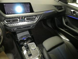 BMW 2-serie 218I picture 11