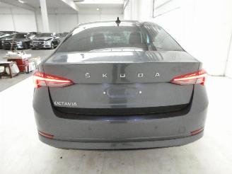 Skoda Octavia AMBITION picture 5