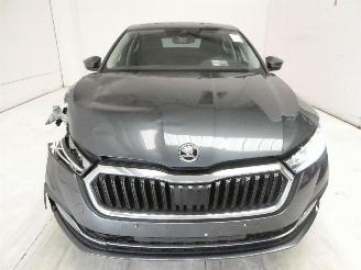 Skoda Octavia AMBITION picture 2