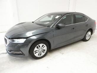 Skoda Octavia AMBITION picture 3