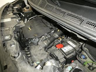 Opel Vivaro 2.2D C picture 20