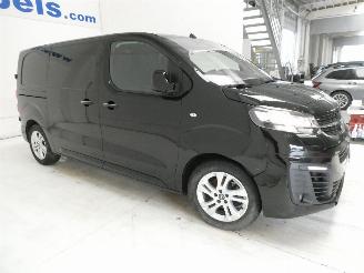 Opel Vivaro 2.2D C picture 11