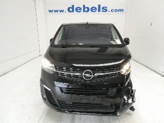krockskadad bil bedrijf Opel Vivaro 2.2D C 2024/4