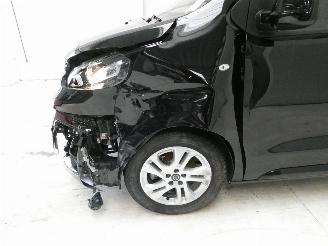 Opel Vivaro 2.2D C picture 4