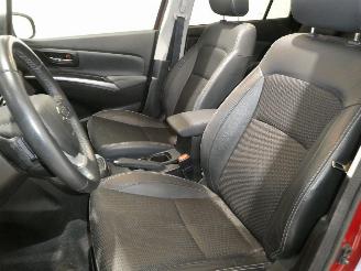 Suzuki SX4 S-CROSS GLX picture 15