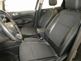 Ford EcoSport TITANIUM picture 12
