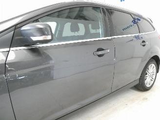Ford Focus TREND picture 5