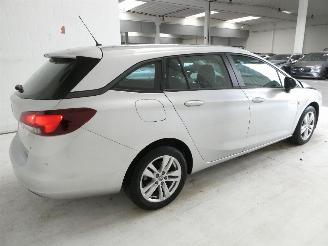 Opel Astra 1.6D picture 7