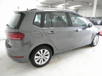 Volkswagen Golf SPORTSVAN COMFO picture 12