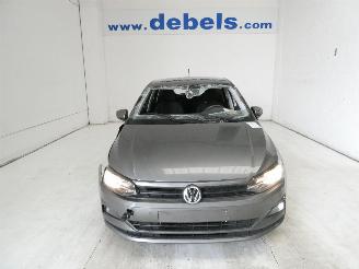 Schadeauto Volkswagen Polo TRENDLINE 1.0 2019/1