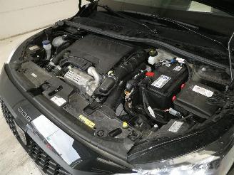 Peugeot 208 II STYLE picture 18