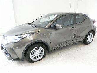 Toyota C-HR  picture 4