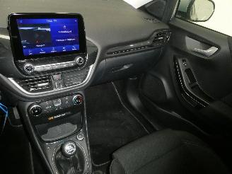 Ford Puma TITANIUM picture 13
