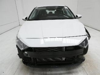 Hyundai I-20 TECHNO picture 2