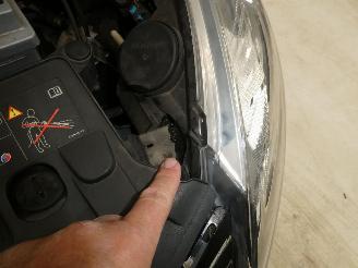 Renault Clio IV GRANDTOUR ZE picture 18