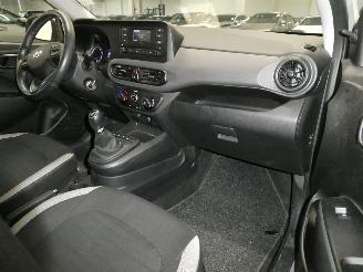 Hyundai I-10  picture 15