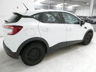 Renault Captur II CORPORATE picture 9